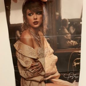 Taylor Swift poster 2 in 1